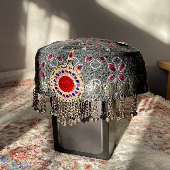 Halime Sultan hat Turkish Afghan - Picture 2 of 2